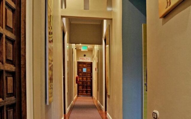 Culture Crossroads Inn
