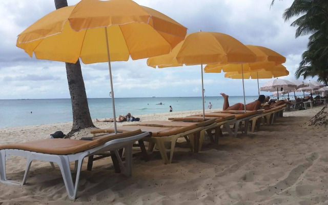 Victory Divers Beach Resort