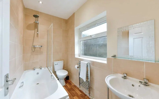 Host Stay Gerald Street