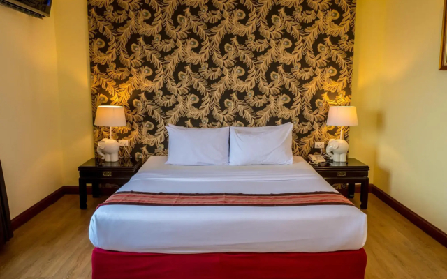 Atrium Boutique Hotel