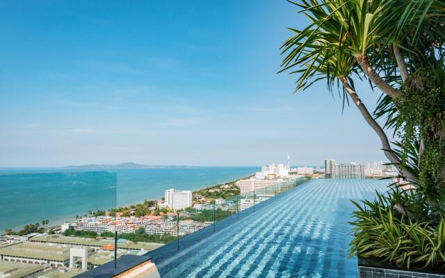 The Riviera Jomtien by Pattaya Holiday