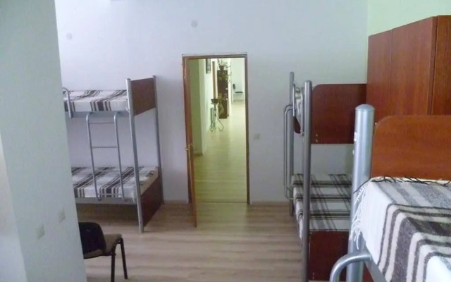 Vitan Hotel