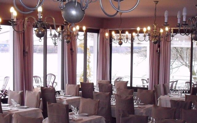 Logis Hôtel la Caravelle