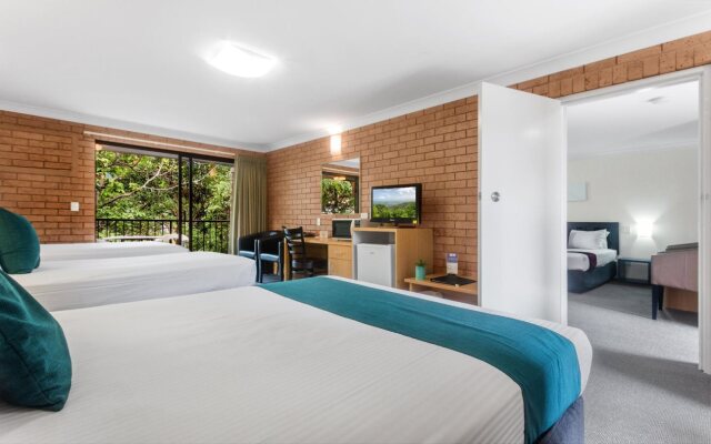 Airport Admiralty Motel
