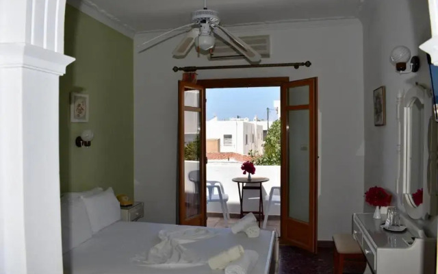 Minoa Hotel