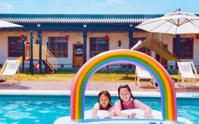 Beijing Quadrangle Dwellings Hotel