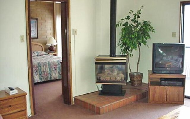 Bigwood Condominiums