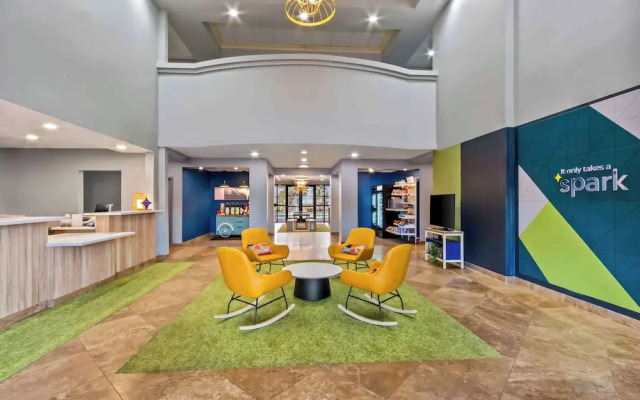 Spark by Hilton Phoenix East Mesa