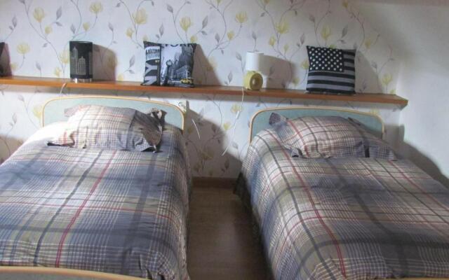 Gîte Hubersent, 4 pièces, 10 personnes - FR-1-376-94