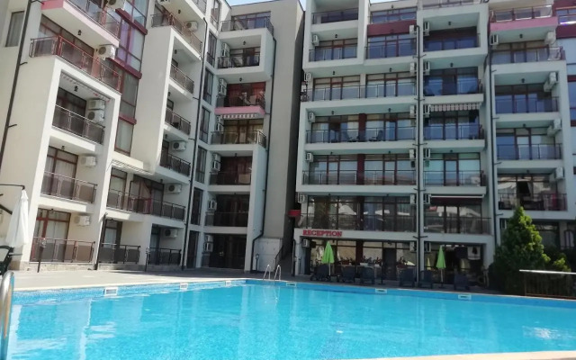 Apartment Helios 75