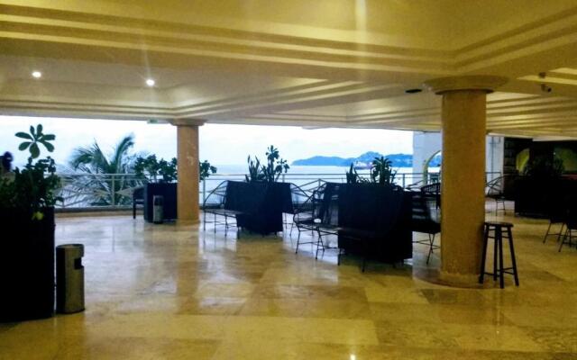 Select Suite Acapulco Twin Towers