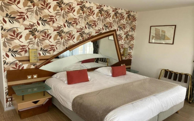 INTER-HOTEL Saint-Malo Ouest Le Crystal