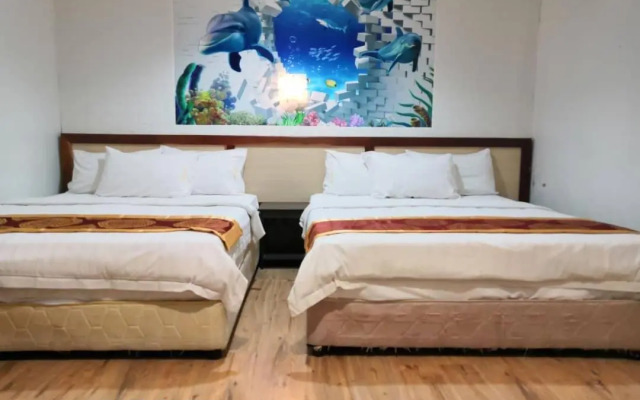 Mega Inn