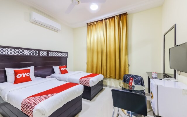 Super OYO 107 Ras Al Hadd Waves Hotel