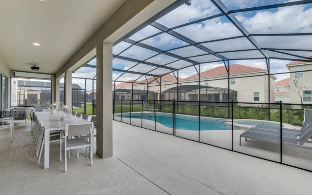 Broadoak Drive villa Solterra 4