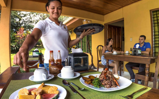 Hotel Rancho Cerro Azul