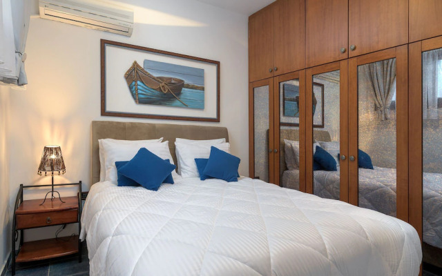 holiday home, Charaki