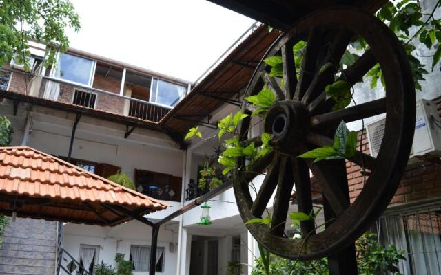 Tia Hotel