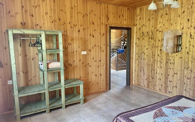 Zeleny Bereg Guest House