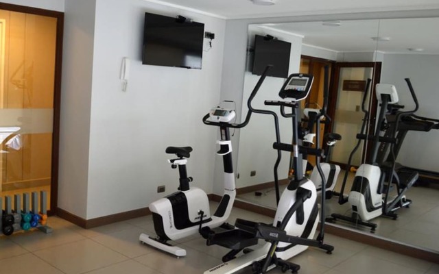 Plaza Parque Suites