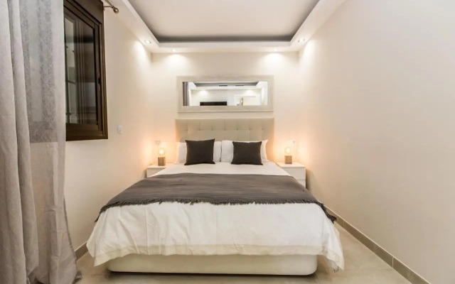 Luxurious 2 Bed Puerto Banús Apt - RDR193