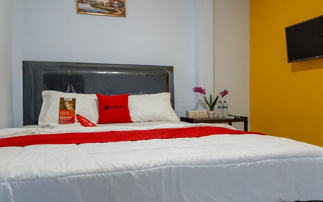 RedDoorz near RSUD Kota Luwuk