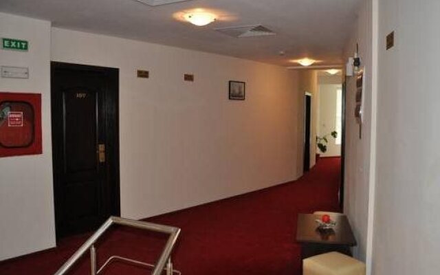 Hotel Golden Beach