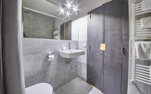 LALA arthotel