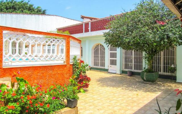 Incrivel casa a 600 metros da Praia das Palmeiras