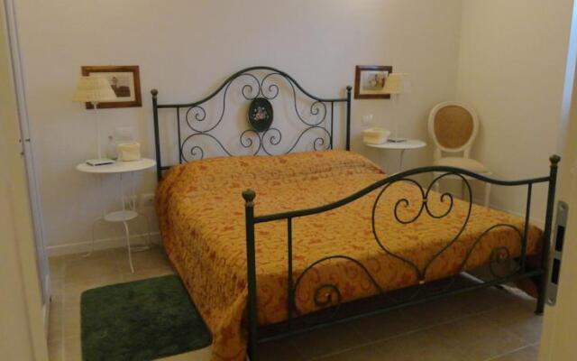 Golgi Apartment