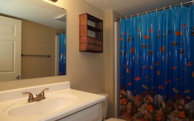 Pelican s Place LCV23