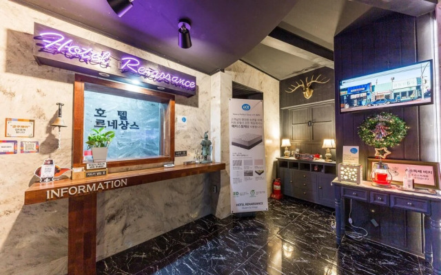 Renaissance Hotel