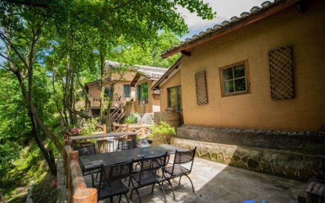 Yinxian Bieyuan Hostel