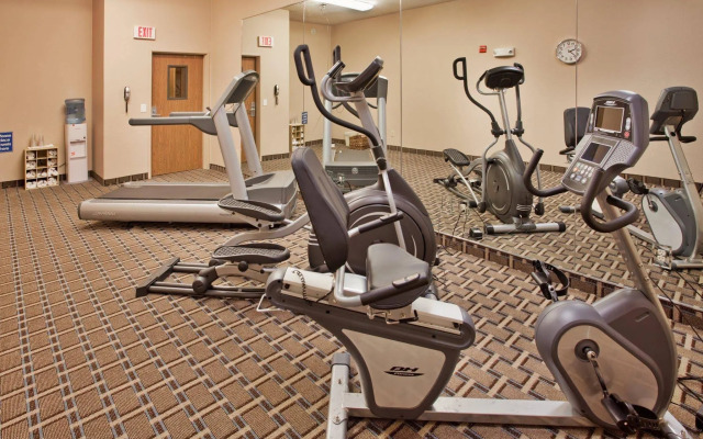 Holiday Inn Express Kansas City-Liberty by IHG