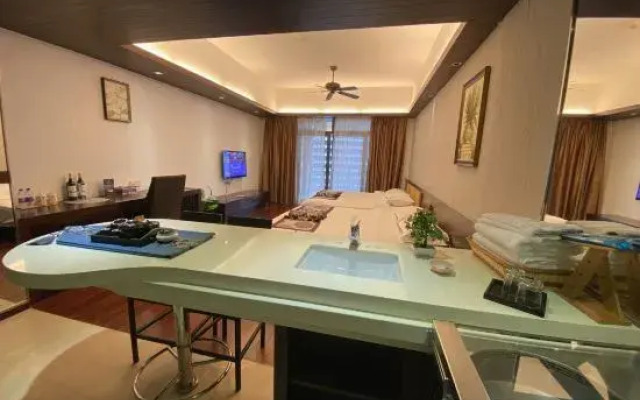 Qionghai Seashore Paradise Holiday Apartment