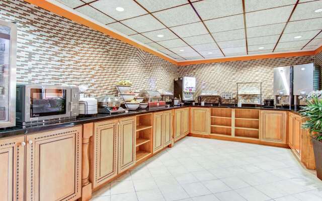 Comfort Inn & Suites Athens North