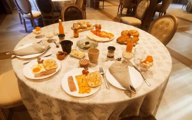 Hotel Gastronómico Los Rosales