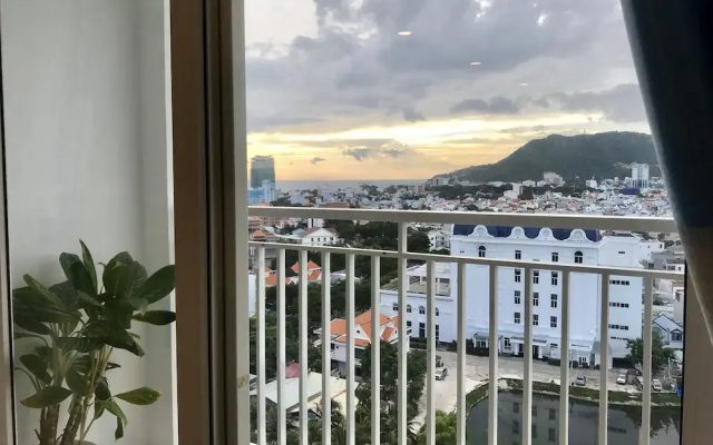 Diamond Sea Apartment