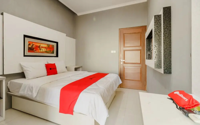 RedDoorz Resort Premium @ Sangkan Hurip Kuningan