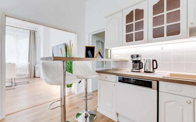 Wenceslas Square Royal Two Bedroom Apartment