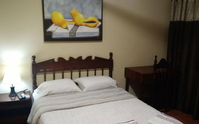 Hostal Residencial Leones de Castilla
