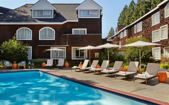 The Stanford Park Hotel