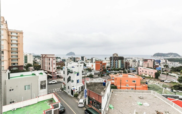 Seogwipo Queen Hotel