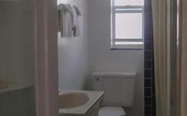 Richard's Motel Extended Stay