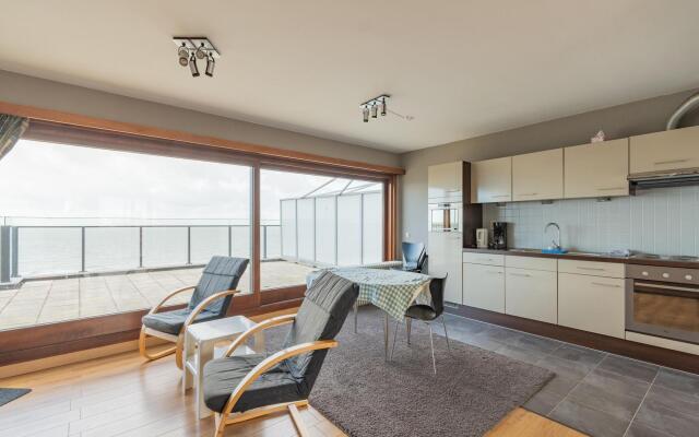 Sea-view apartment in Blankenberge with balcony