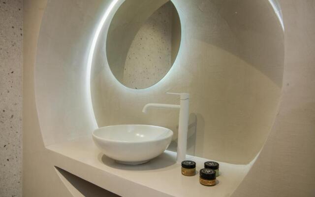 Celine Luxury Apartments & Suites