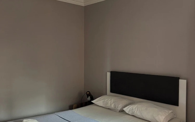 Has Home Nozbart