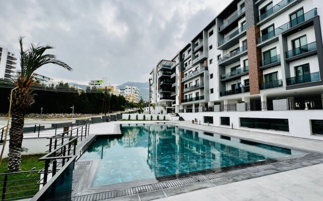 Beautiful 1 Bed Apartment in Kyrenia, Cyprus