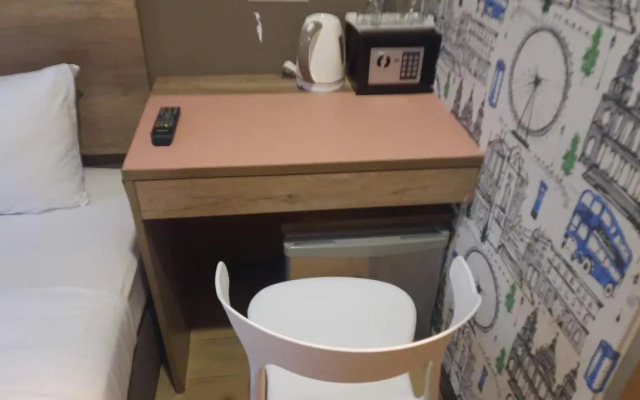 OYO 142 SH Hotel Kota Damansara