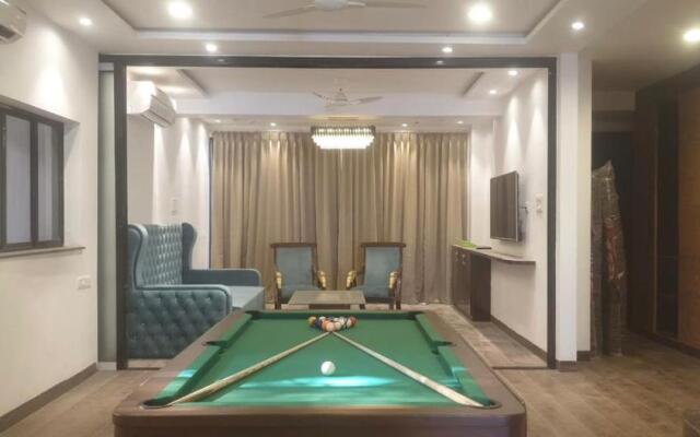 4BHK Luxury Villa by Royal Villa Lonavla